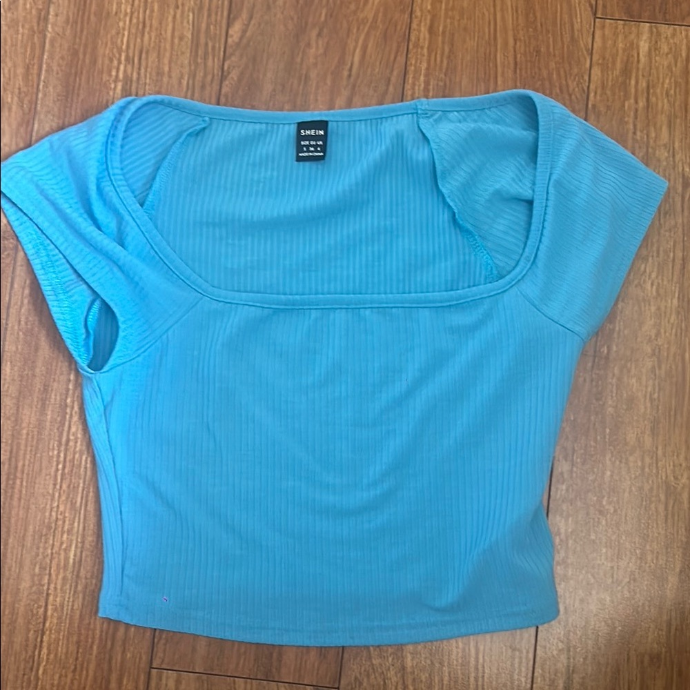 SHEIN Blue Ribbed Cap Sleeve Crop Top